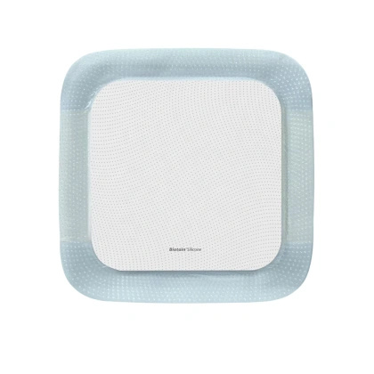 Opatrunek piankowy Biatain Silicone z silikonem 12,5 x 12,5 cm (1 szt.)