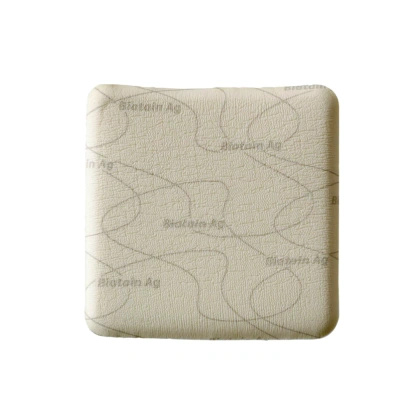 Opatrunek piankowy Biatain Ag Non Adhesive, nieprzylepny 10 x 10 cm (1 szt.)